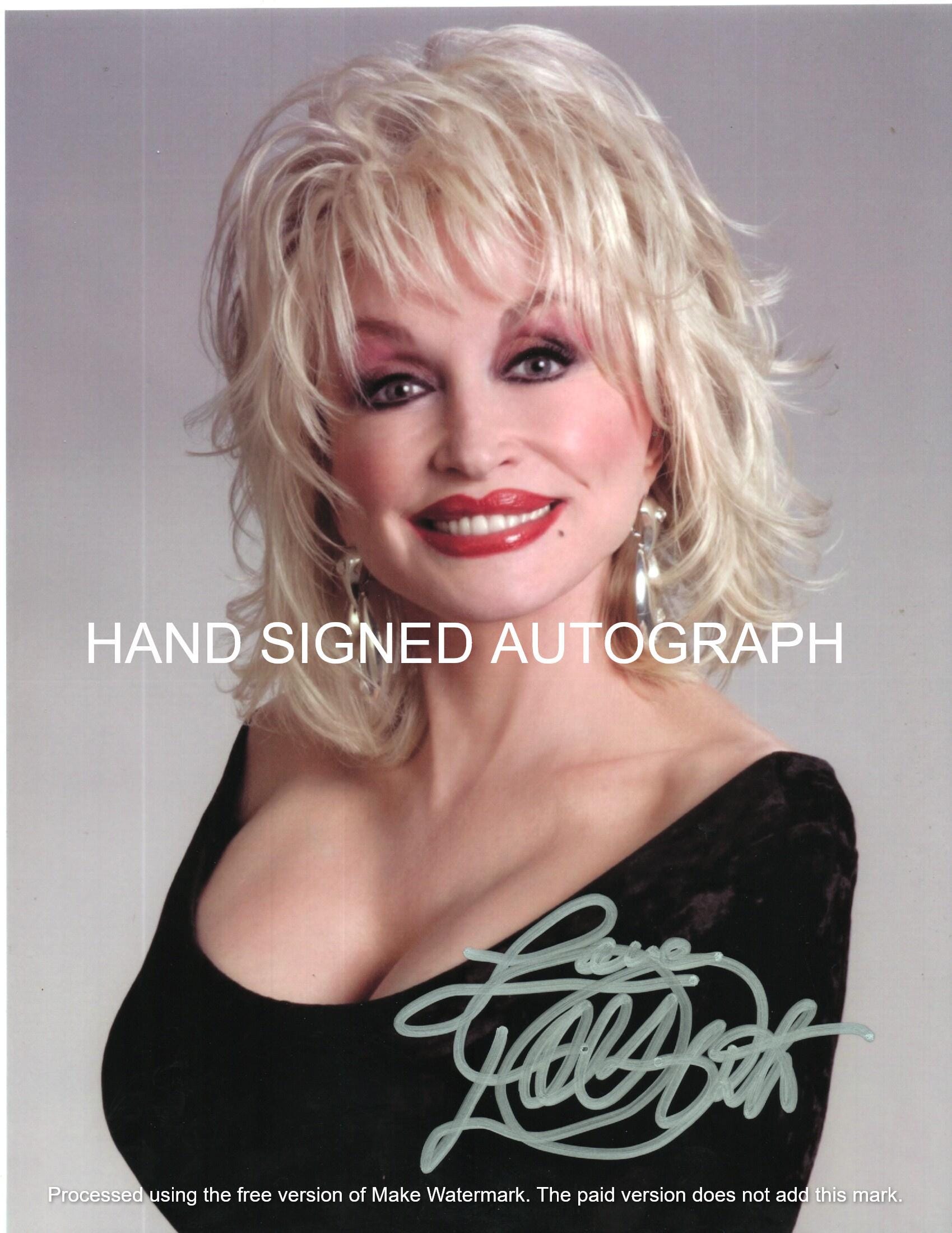 DOLLY PARTON AUTOGRAPH Hand Signed 8 1/2 x 11 Color Photo With Coa