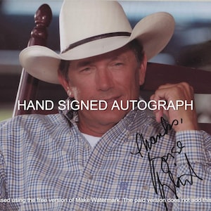 GEORGE STRAIT AUTOGRAPH Hand Signed 8 1/2 x 11 Color Photo With Coa