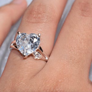 Silver Heart Shape Ring For Her, Sterling Silver Rings For Women, Jewellery For Her, Sterling Silver Elegant Promise Ring, Everyday Wear