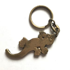 Vintage Brass Gecko Puerto Vallarta Keychain Retro 90s Mexico Souvenir Keyring