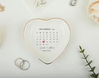 Personalized anniversaryRing Dish，Wedding Gifts for Couple, Custom Ring Dish,  Couple gift,Bridal Shower Gift, Personalized Engagement Gift