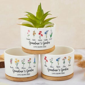 Customized Grandma's Garden Mini Plant Pot,Personalized Birth Flower Plant Pot with Children's Names,Birthday Gift,Gift for Mom,Family Art