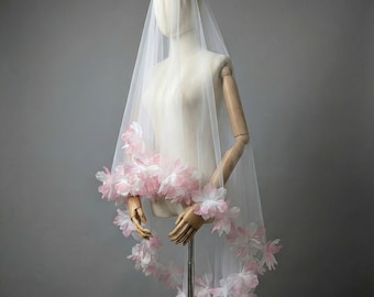 Blush Pink 3D Floral Wedding Veil | Ombre Flower Bridal Veil | Romantic Garden Tulle Veil