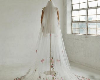 Velo da sposa ricamato con fiori, velo da sposa con fiori rosa, velo romantico in tulle trasparente, velo botanico per la sposa, velo da sposa da giardino