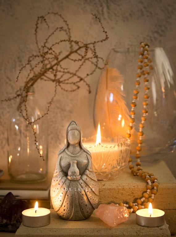 Quan Yin Statue: Fertility Goddess, Mother Earth Sculpture