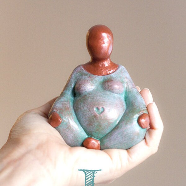 Earth Mother Fertility Goddess Statue Gift for Midwife - Gift for Doula - Gift for new mom - Womb blessing gift - blessingway sculpture