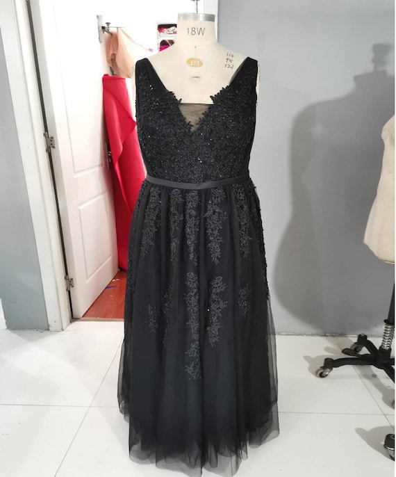 A Line V Neckline Unique Lady Prom Dress Long, Lace Black Plus