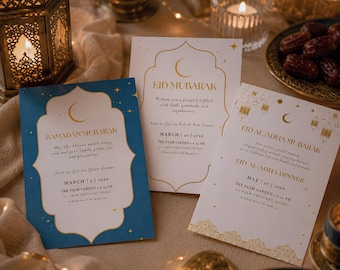 Könnte beinhalten: Drei rechteckige Einladungskarten für Ramadan- und Eid-Feierlichkeiten. Eine blaue Karte zeigt Ramadan Mubarak, während zwei weiße Karten goldfarbenen Text für Eid Mubarak und Eid al-Adha mit Veranstaltungsdetails enthalten.
