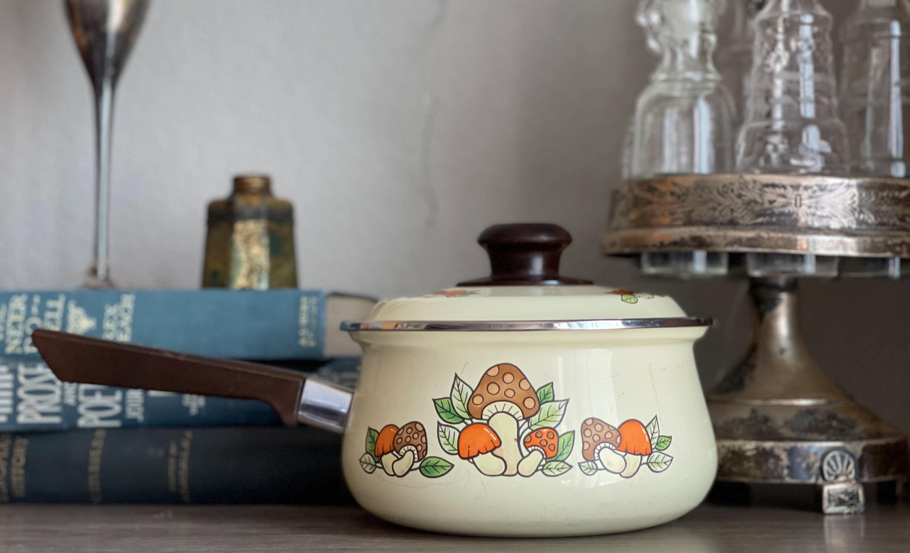 Vintage Mushroom Crockpot - Etsy