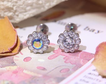 Tiny Daisy Flower CZ Implant Titanium Silver Flat back Piercing 18g 16g Internally Threaded