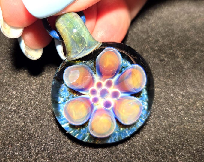Hand blown glass flower choker necklace.  Groovy Flower Power Pendant, handmade blown glass lotus blossom Jewelry in Borosilicate glass!