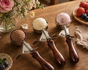 Personalized Ice Cream Scoop Engraved Wooden Handle Ice Cream Spoon Melon Baller Fruit Scoop Dessert Serving Tool Custom Gift