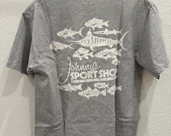 Tienda de deportes de Johnny - Camiseta vintage