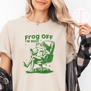 Funny Frog &#39;Frog Off&#39; Meme Unisex T-Shirt