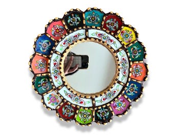 Lustra dekoracyjne Starburst Peruvian: Tęczowy akcent do dekoracji ścian