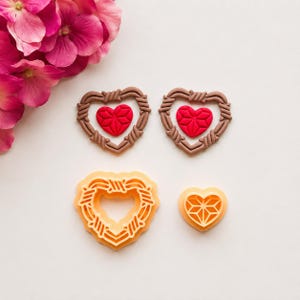 Barbed Wire Heart Clay Cutter: Valentine's Day Embossed Design