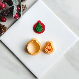 Grinch Ornament clay cutter | Christmas clay cutter cutters Polymer clay cutters Winter clay cutters Embossed clay cutters holiday clay