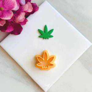 Cortador de arcilla con forma de hoja de marihuana / Estampado de arcilla polimérica