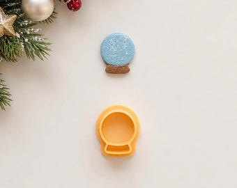 Snowglobe Clay Cutter: Embossed Christmas Earring Design