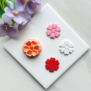 Floral Clay Cutter No. 3: Polymer Clay, Embossed Design