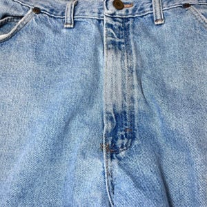 Vintage Wrangler Mens Size 38x32 ALTERED Hero Blue Jeans Classic Denim Made USA image 16