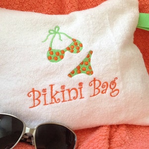 Bikini/Wet Bag Embroidered Design and Personalization 12 x 10 imagem 1