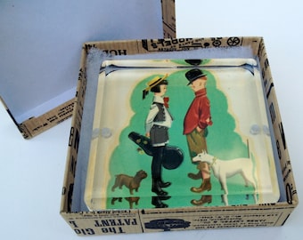 Gift Boxed Paperweight Couple with Dogs Paperweight Handmade Desk Art Gift Item