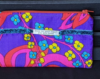 Zippie Pouch - Retro Floral