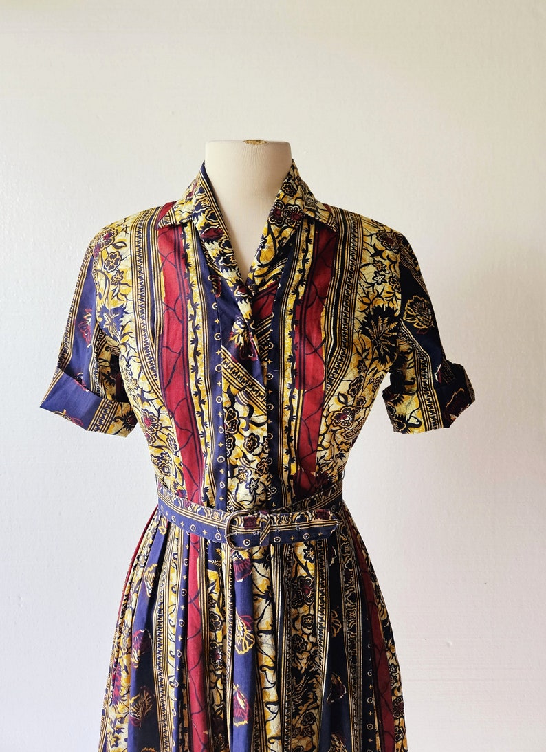 Vintage 1960s Dress Batik Dress Shirtwaist Dress Small S image 6