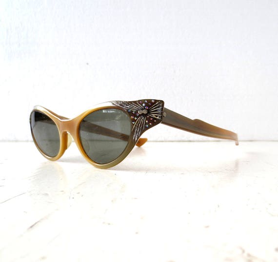 Vintage 1950s Sunglasses | Cat Eye Sunglasses | Rh