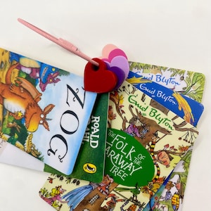 Porta carte Yoto Heart su anello per viaggi e conservazione