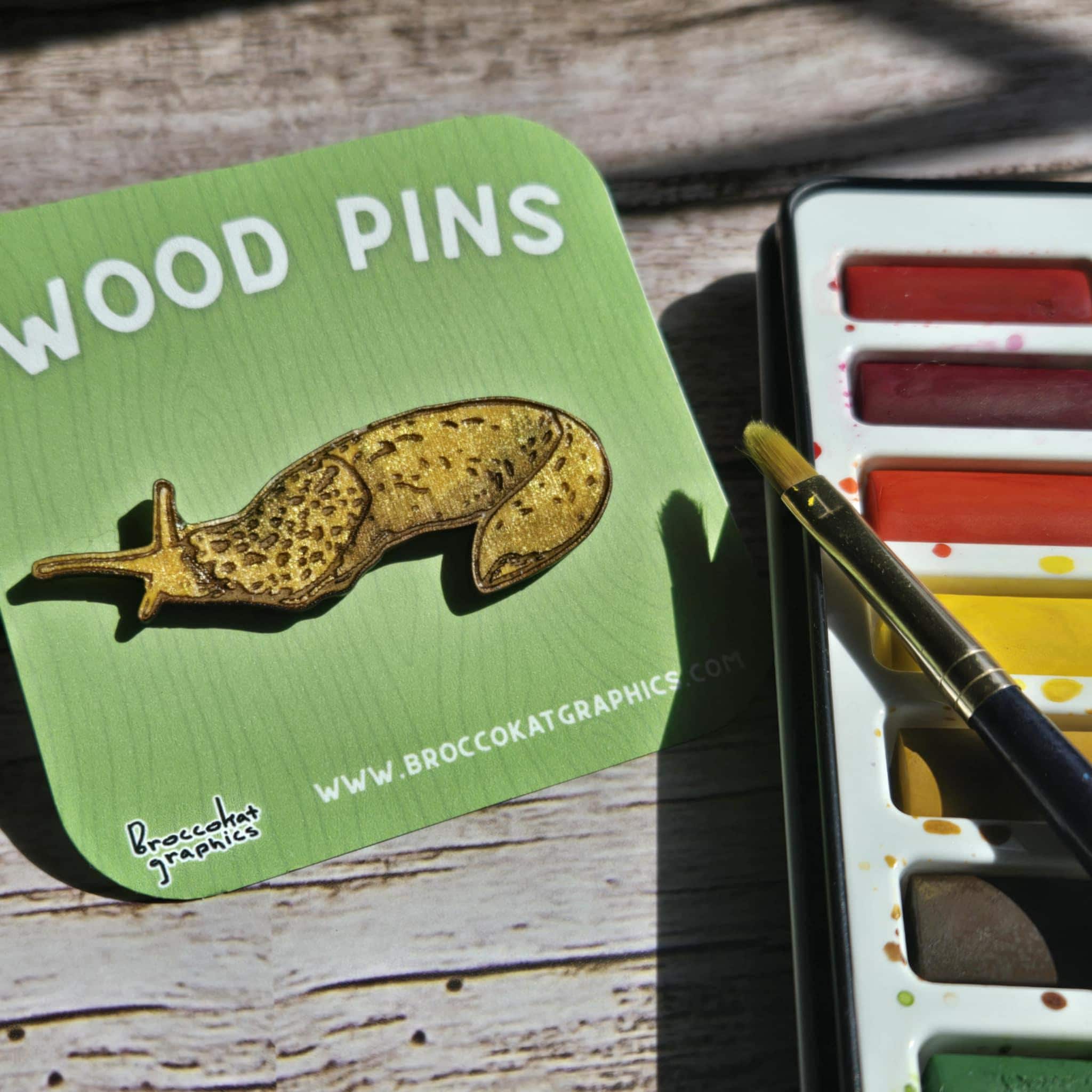 太平洋岸北西部のバナナスラッグの木製ピン - 手描き - Etsy 日本, image size:2048x2048