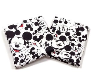 2 Mickey Mouse-stof Fat Quarters katoenquiltstof