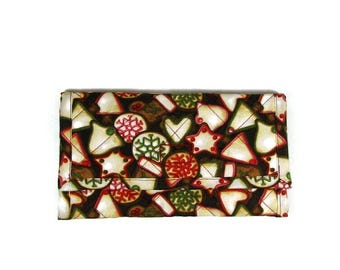 Christmas Cookie Wallet: Quilted Trifold Fabric Wallet with Zipper
