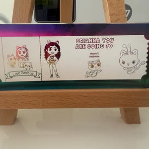 Personalisiertes Foiled Ticket - Geschenkgutschein für individuelle Veranstaltungen.