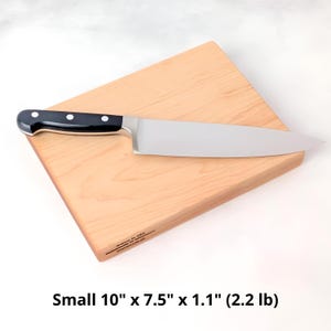 Maple Cutting Board – One Piece Solid Hardwood (No Glue), Thick Handmade Kitchen Board, Made in USA, Available in 4 Sizes afbeelding 3