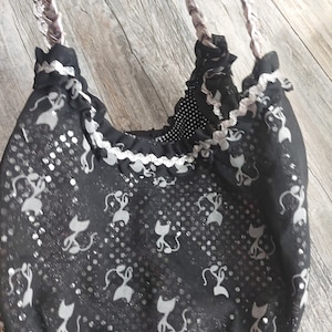 Bolso de mano con diseño de gato negro y plateado brillante, estilo gótico de Halloween