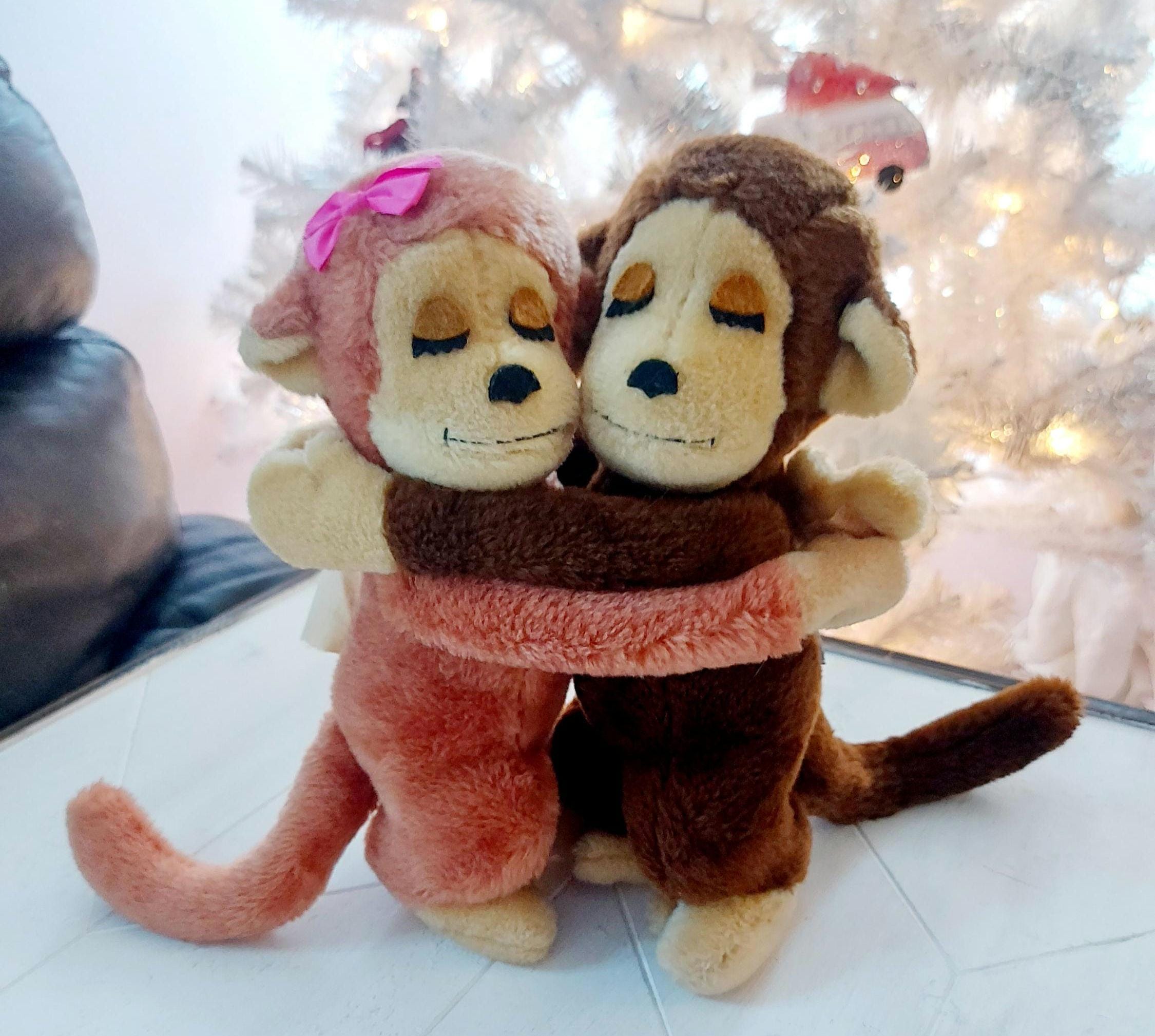 G*D様 monkeystickII76MH Vintage 1976 R. Dakin Hugging Monkeys Plush Stuffed Toy - Etsy