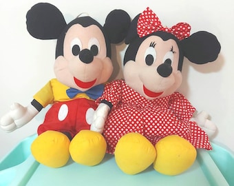 Vintage Disney Mickey and Minnie Mouse Pajama Zip Up Bag Plush Stuffie