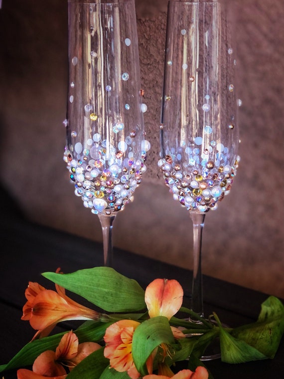 Champagne Flutes for Wedding With Crystals and Pearls in