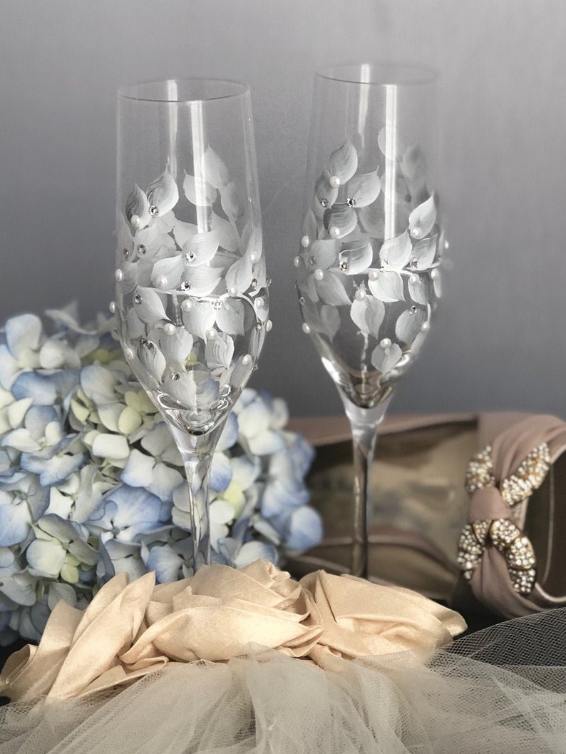 Champagne Glasses, Wedding Couple Gift, 25th Anniversary Gift, Hand Painted with Swarovski Crystals and Pearls For Toasting Set of 2 image 5