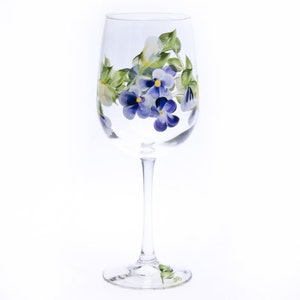 Hand Painted Wine Glasses, Housewarming Gift, Wedding Gift, Bridal Shower Gift, Custom Wine Glasses, Set of 1