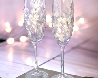 Champagne Glasses, Wedding Couple Gift, 25th Anniversary Gift,  Hand Painted with Swarovski Crystals and Pearls For Toasting Set of 2