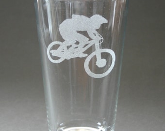 Personalised CYCLING Pint Beer Glass FREE ENGRAVING Road Bike Cycle Sportive