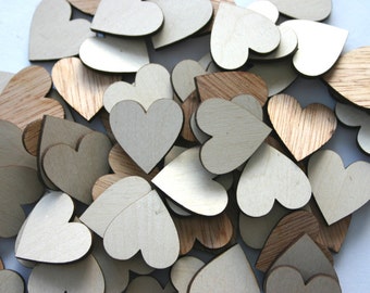 100 corazones de madera cortados con láser para decoración de bodas