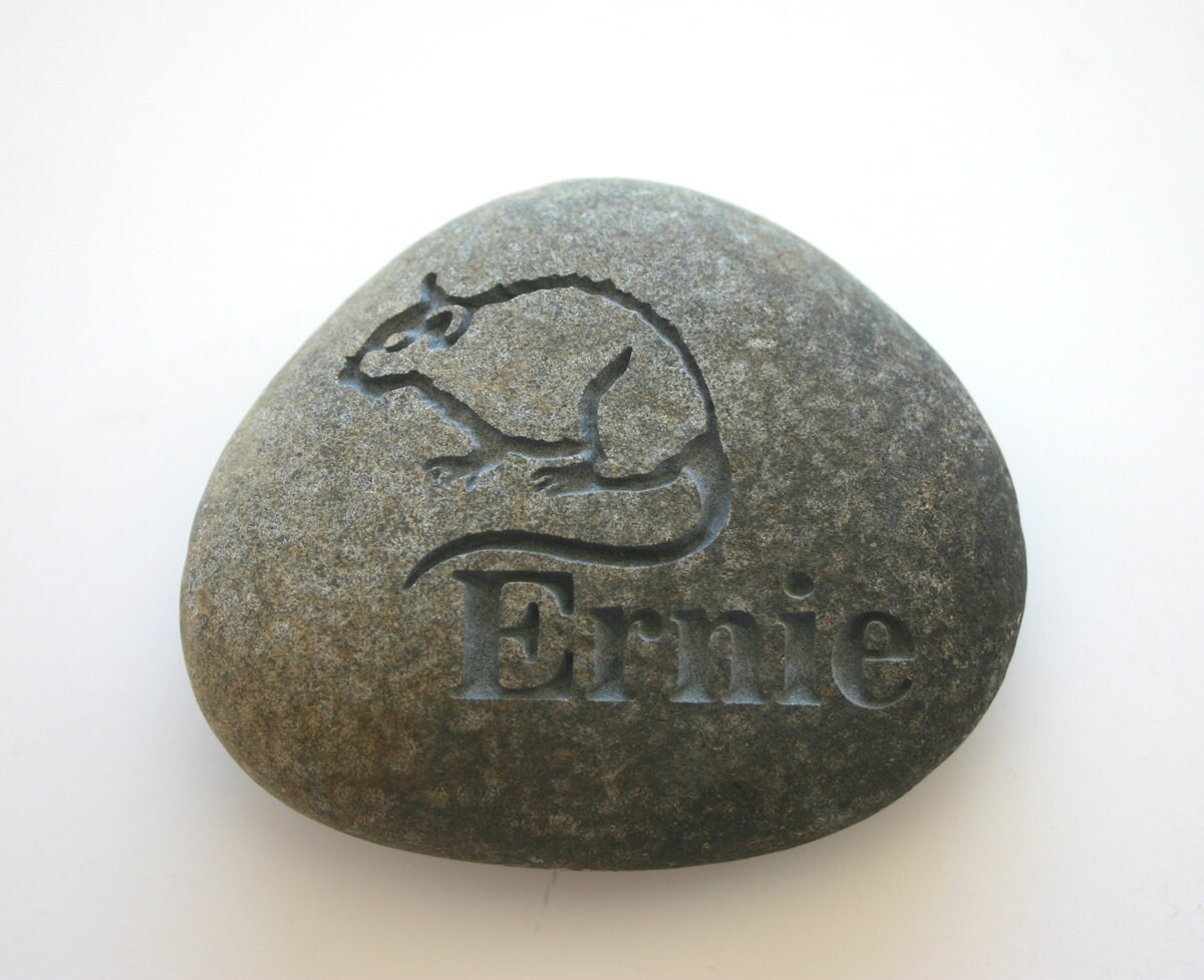 Rat Memorial Stone- Personalized Pet Keepsake- Pet Loss Gift - Custom