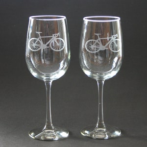 Cycling Etched Wine Glasses Engraved Bicycle Wine Glasses bild 1