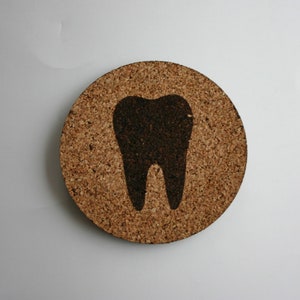 Sottobicchieri in sughero per denti Set di 4 sottobicchieri per dentisti in sughero inciso