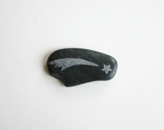 Shooting Star Engraved Stone River Rock Worry Stone