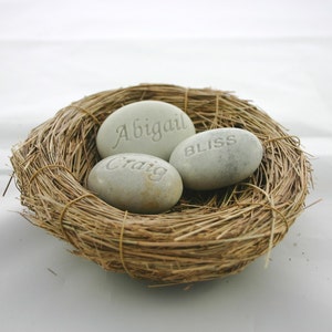 Ensemble de 3 pierres blanches Love Nest gravées sur mesure